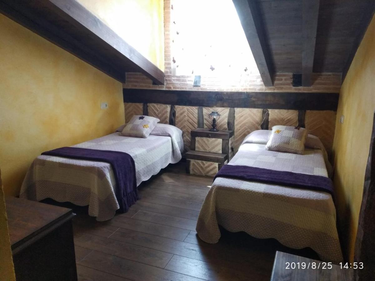 Casa Rural La Charolesa Aguilera Εξωτερικό φωτογραφία