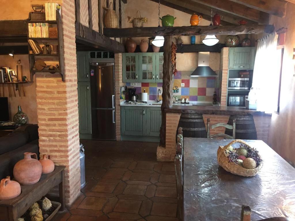 Casa Rural La Charolesa Aguilera Εξωτερικό φωτογραφία